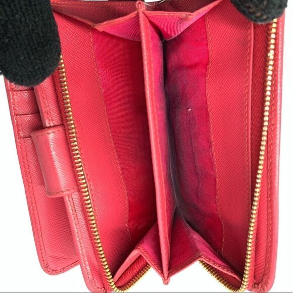 💥AUTHENTIC💥 Prada Saffiano Leather Wallet Pink - Picture 7 of 9